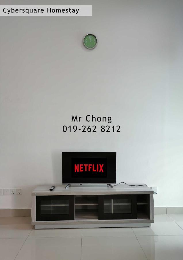 Cybersqaure Studio Suites With Netfilx @10 Min Walking Distance To Mcd Cyberjaya Ngoại thất bức ảnh