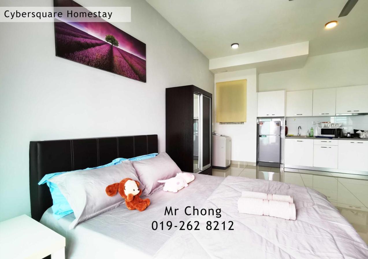 Cybersqaure Studio Suites With Netfilx @10 Min Walking Distance To Mcd Cyberjaya Ngoại thất bức ảnh