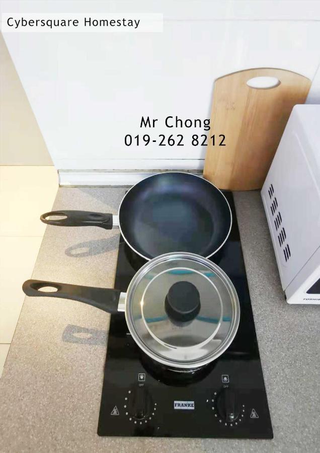 Cybersqaure Studio Suites With Netfilx @10 Min Walking Distance To Mcd Cyberjaya Ngoại thất bức ảnh