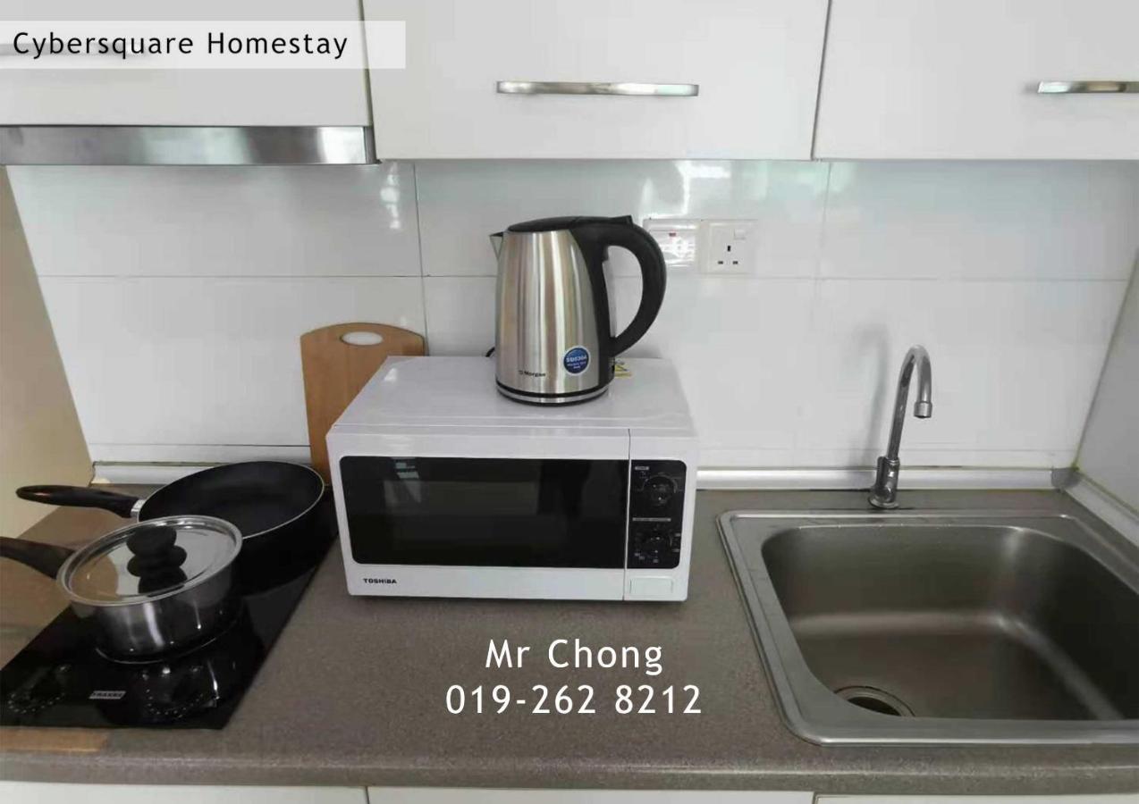 Cybersqaure Studio Suites With Netfilx @10 Min Walking Distance To Mcd Cyberjaya Ngoại thất bức ảnh